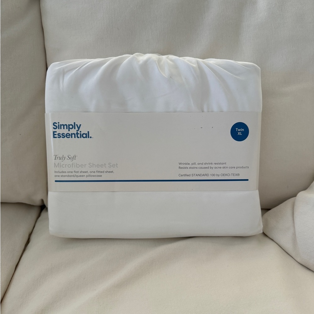 NEW Simply Essential Twin XL sheet set
